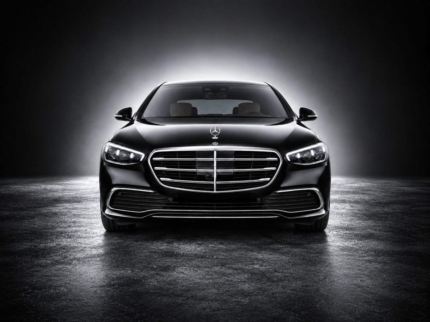 Mercedes-Benz S-Class front view